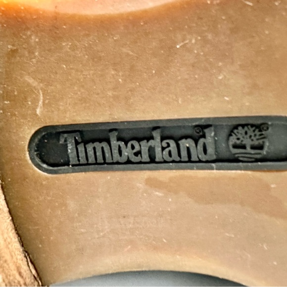 Timberland Leather and Nubuck wide calf boots. - Picture 14 of 15